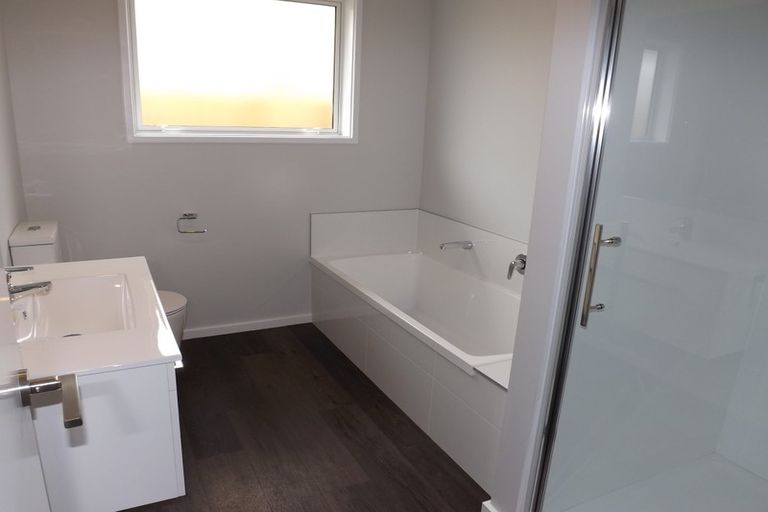 Photo of property in 4 Gold Lane, Papamoa, 3118