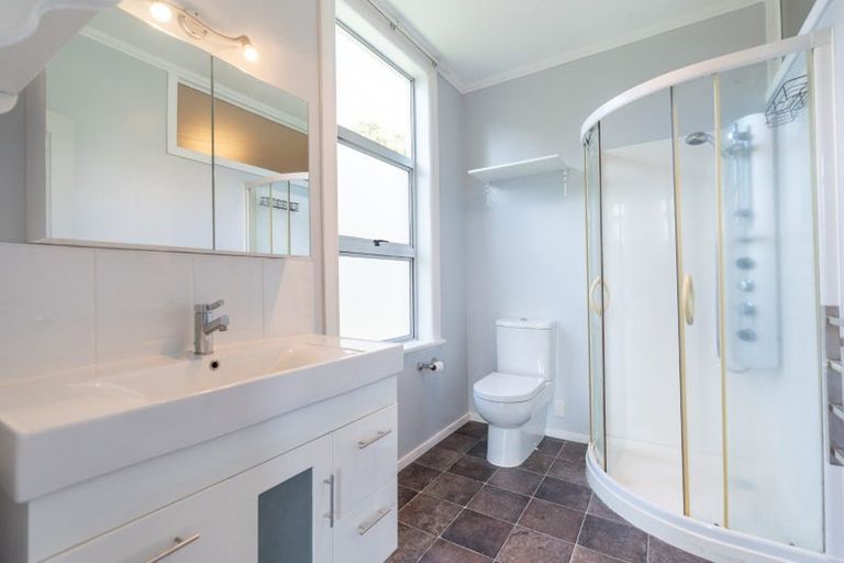 Photo of property in 1 Bryant Street, Takaro, Palmerston North, 4412