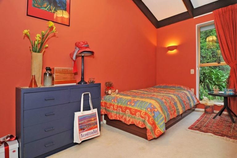 Photo of property in 16 Glengyle Street, Vauxhall, Dunedin, 9013