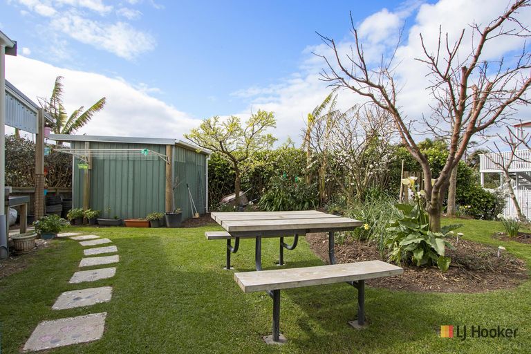 Photo of property in 10 Reel Road, Athenree, Waihi Beach, 3611