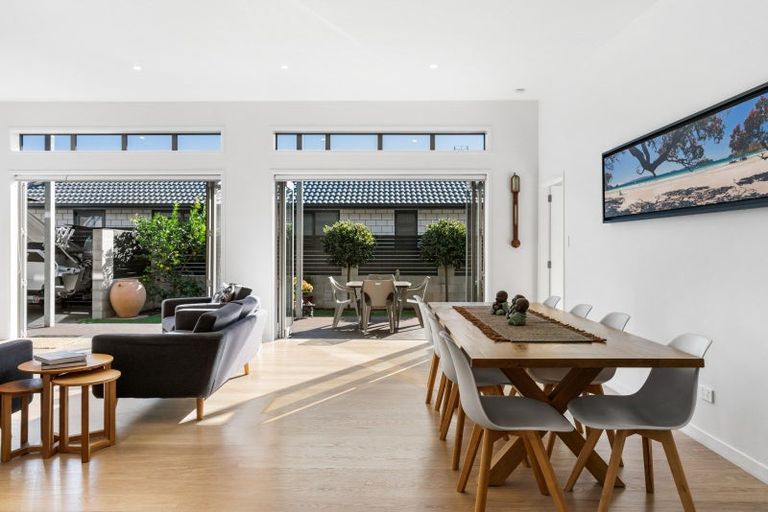 Photo of property in 59b Simpson Road, Papamoa Beach, Papamoa, 3118