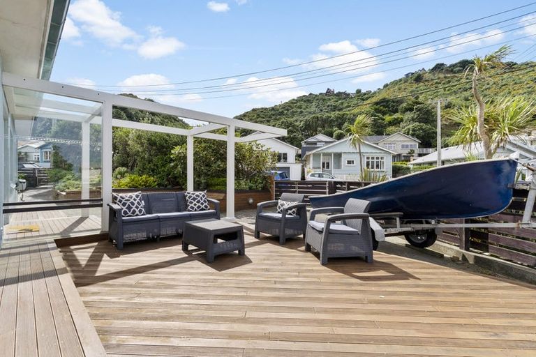 Photo of property in 42 Brighton Street, Island Bay, Wellington, 6023