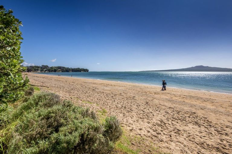 Photo of property in 20a Oxford Terrace, Devonport, Auckland, 0624