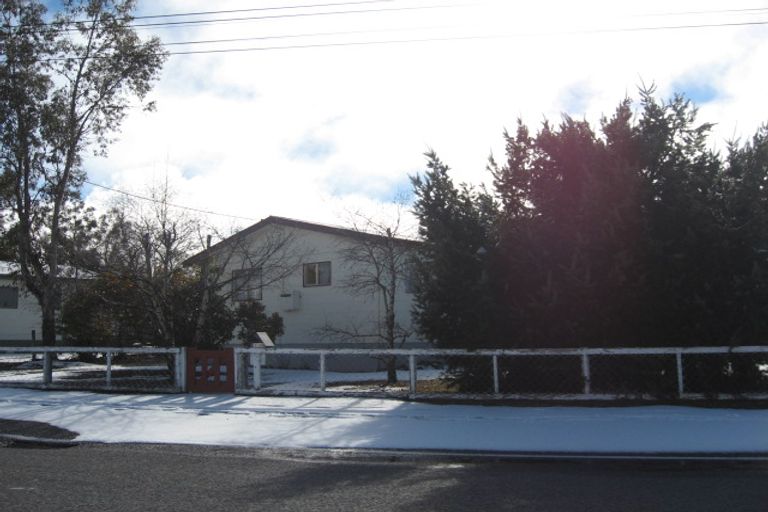 Photo of property in 140 Mackenzie Drive, Twizel, 7901
