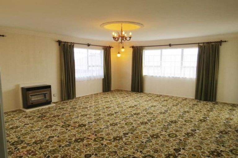 Photo of property in 1/16 Kellyville Heights, Merrilands, New Plymouth, 4312