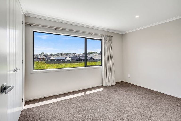 Photo of property in 13 Kakariki Lane, Rototuna North, Hamilton, 3210