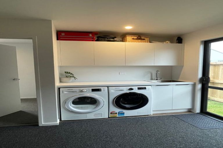 Photo of property in 76 Jacks Landing Drive, Hamilton Lake, Hamilton, 3204