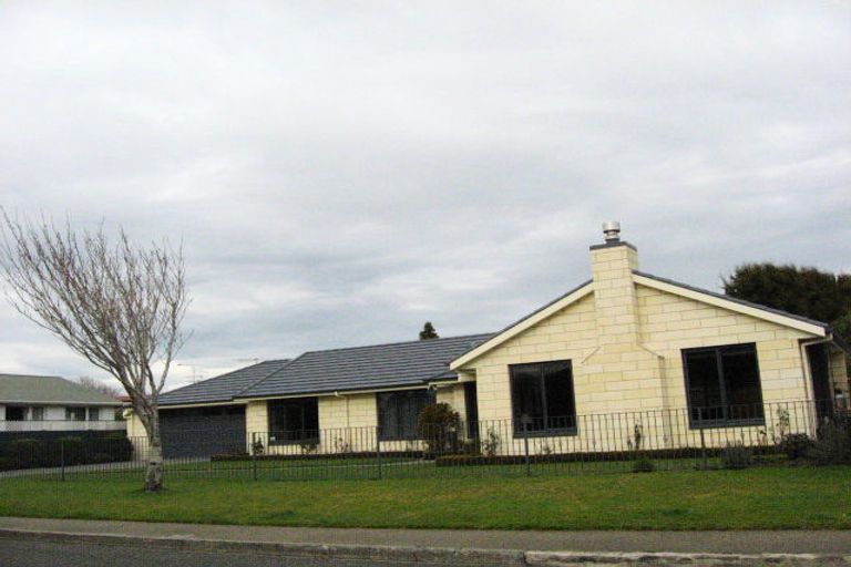 Photo of property in 79 Moana Street, Rosedale, Invercargill, 9810