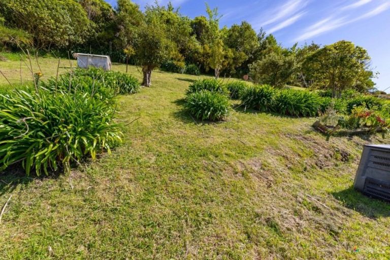 Photo of property in 7 Westra View, Tawa, Wellington, 5028