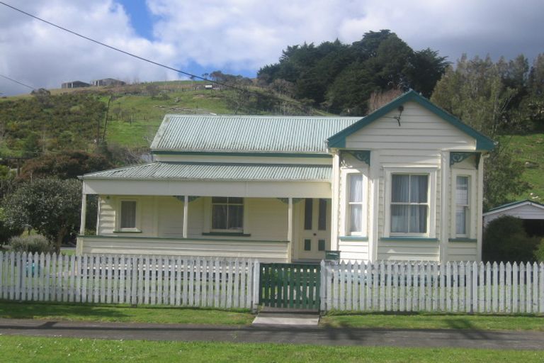 Photo of property in 15 George Street, Hikurangi, 0114