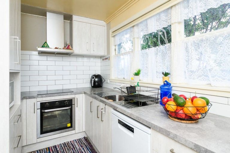 Photo of property in 1a Glen Place, Awapuni, Palmerston North, 4412