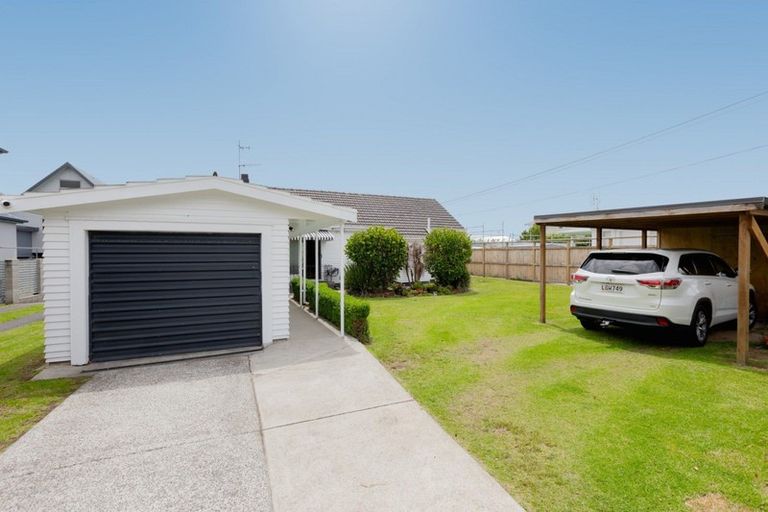 Photo of property in 24 Rushton Avenue, Otumoetai, Tauranga, 3110