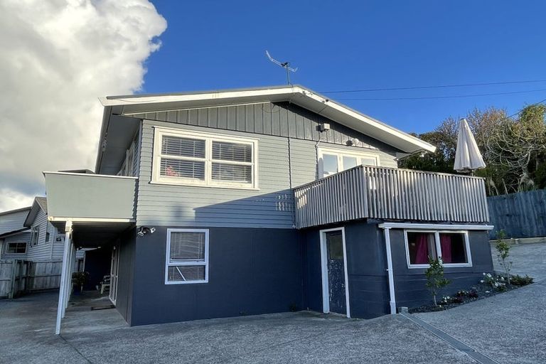 Photo of property in 117 Forrest Hill Road, Forrest Hill, Auckland, 0620