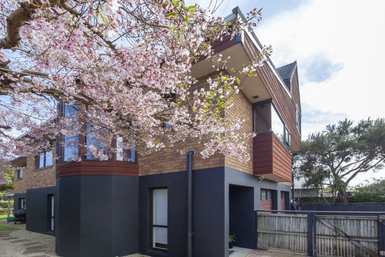 Photo of property in 349 Rosetta Road, Raumati Beach, Paraparaumu, 5032