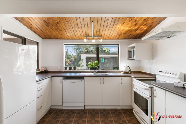 Photo of property in 29 Mcinnes Road, Weymouth, Auckland, 2103