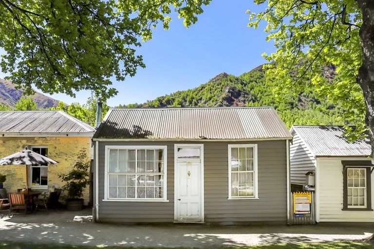 Photo of property in 53 Buckingham Street, Arrowtown, 9302