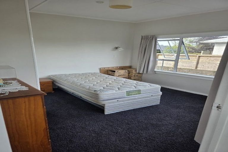 Photo of property in 28 List Street, Welbourn, New Plymouth, 4310