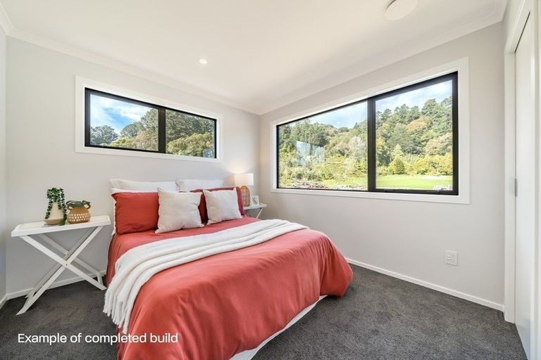 Photo of property in 17 Raeble Walkington Lane, Wallaceville, Upper Hutt, 5018