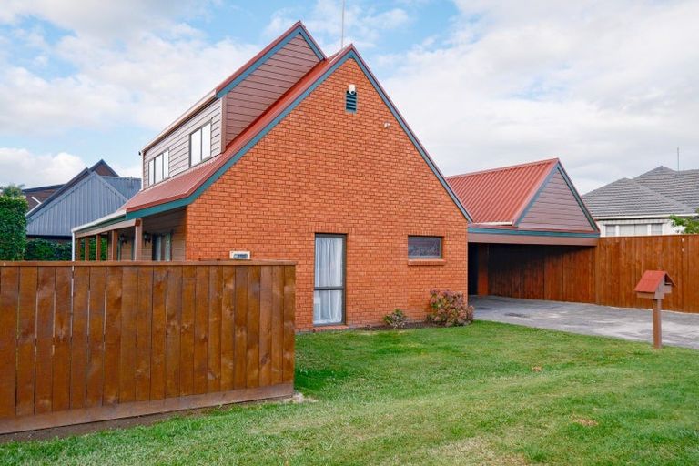 Photo of property in 1 Lynbert Road, Lynmore, Rotorua, 3010