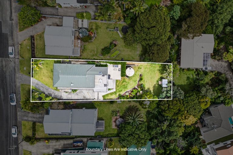 Photo of property in 38 Elliston Crescent, Stanmore Bay, Whangaparaoa, 0932