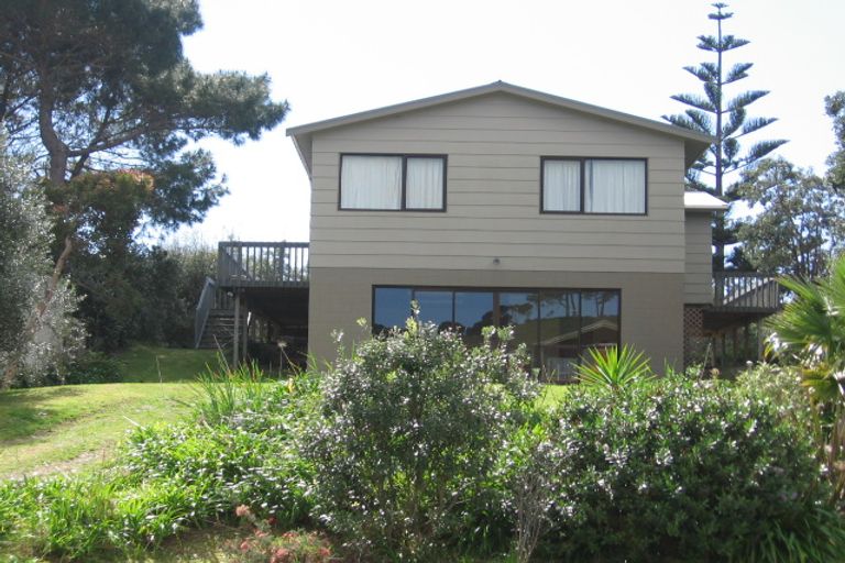 Photo of property in 306 Tangiora Avenue, Whangapoua, Coromandel, 3582