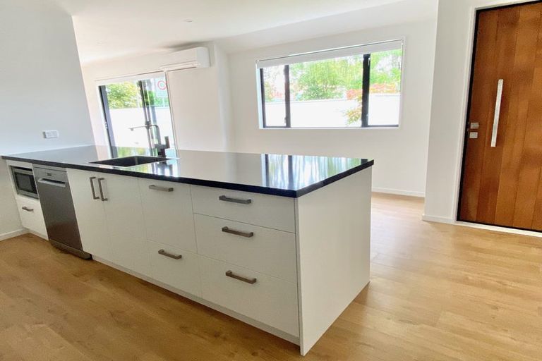 Photo of property in 4 Jamell Place, Avonhead, Christchurch, 8042