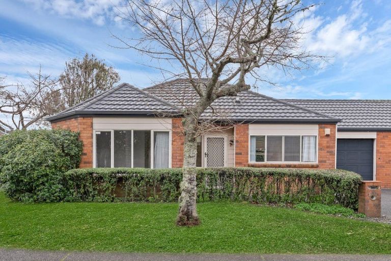 Photo of property in 16 Drummond Drive, Ranui, Auckland, 0612