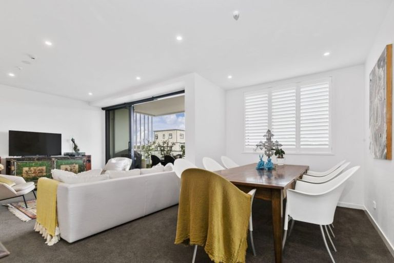 Photo of property in 201/8a Lake Pupuke Drive, Takapuna, Auckland, 0622