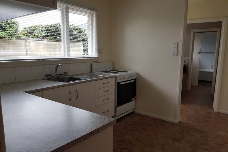 Photo of property in 11 Carruthers Street, Ilam, Christchurch, 8041