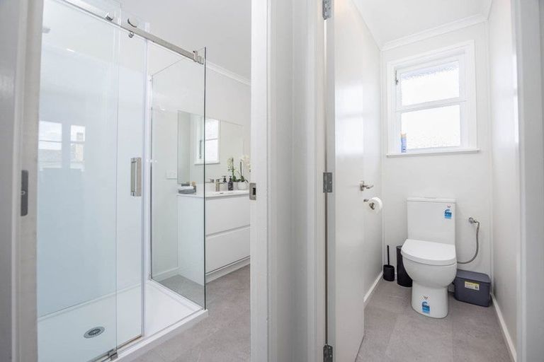 Photo of property in 194 Clarkin Road, Fairfield, Hamilton, 3214