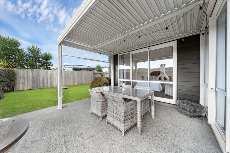 Photo of property in 5 Hooton Drive, Huapai, Kumeu, 0810