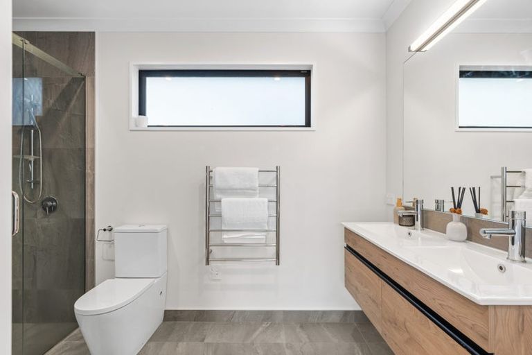 Photo of property in 55 Prestons Park Drive, Marshland, Christchurch, 8083