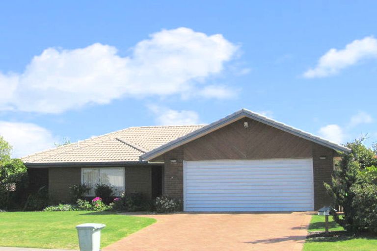 Photo of property in 8 Lotus Avenue, Mount Maunganui, 3116