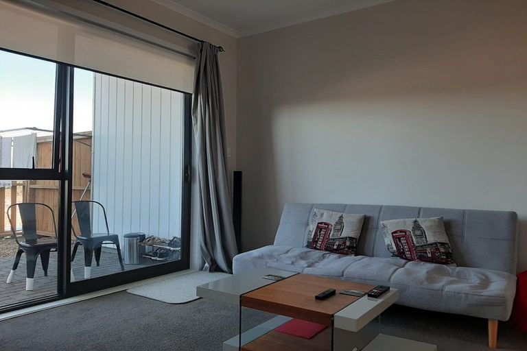 Photo of property in 44 Pukewhero Rise, Westgate, Auckland, 0614