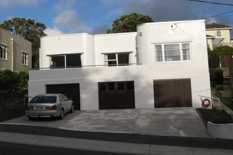 Photo of property in 12 David Crescent, Karori, Wellington, 6012