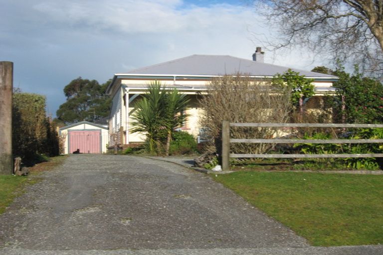 Photo of property in 84 Rolleston Street, Hokitika, 7810