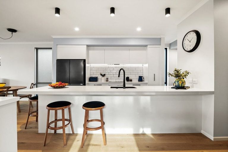 Photo of property in 6 Montecillo Lane, Mornington, Dunedin, 9011