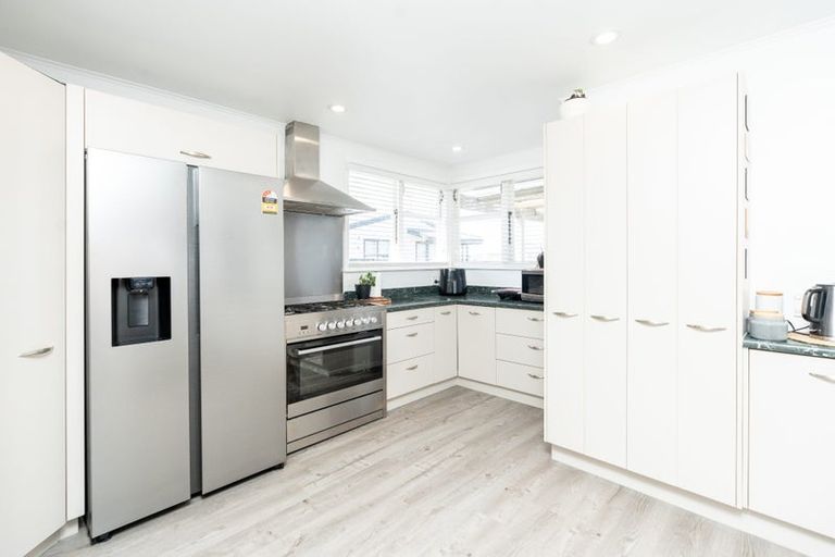 Photo of property in 83 Bryant Road, St Andrews, Hamilton, 3200