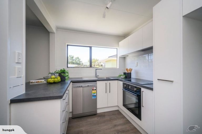 Photo of property in 2a Moray Place, Highbury, Palmerston North, 4412