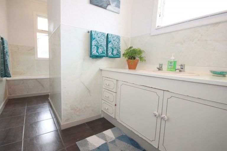 Photo of property in 5 Stobo Street, Grasmere, Invercargill, 9810