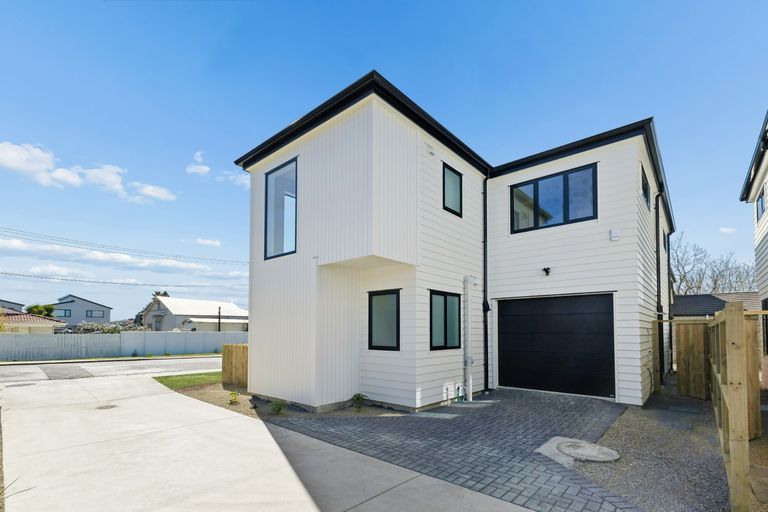 Photo of property in 3 Short Street, Manurewa East, Auckland, 2102