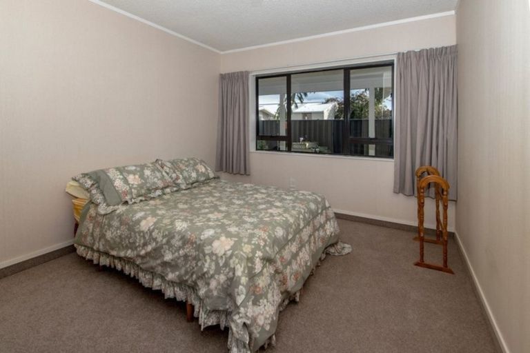 Photo of property in 2/64 Guppy Road, Greenmeadows, Napier, 4112