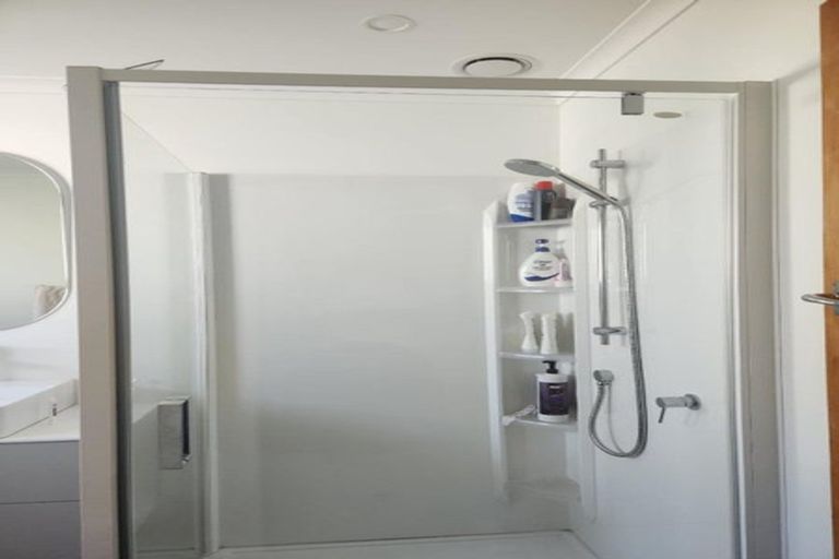 Photo of property in 32 Mahoe Street, Inglewood, 4330