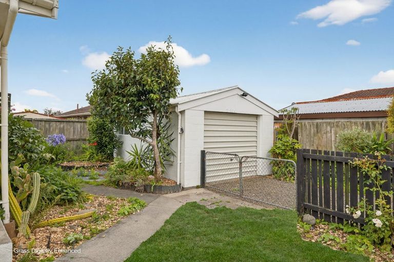 Photo of property in 80a Brynley Street, Hornby, Christchurch, 8042