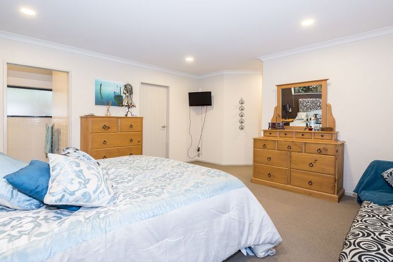Photo of property in 49 Alva Glen Place, Pyes Pa, Tauranga, 3112