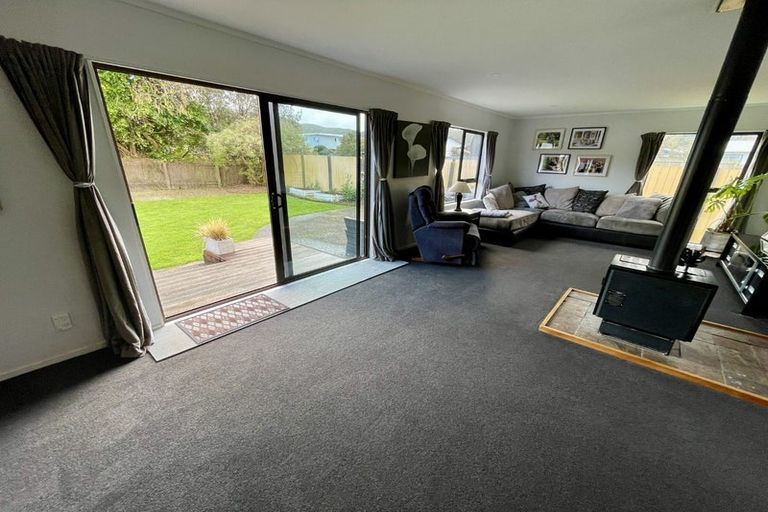 Photo of property in 53 Parkway, Wainuiomata, Lower Hutt, 5014