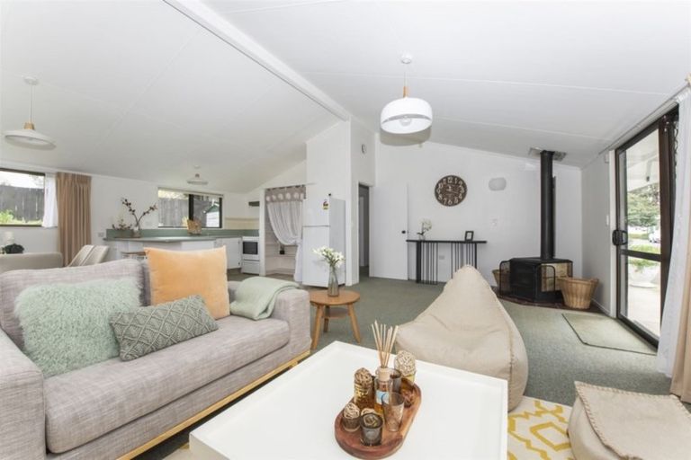 Photo of property in 50 Shakespeare Street, Leamington, Cambridge, 3432