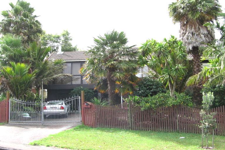 Photo of property in 75 Glendene Avenue, Glendene, Auckland, 0602