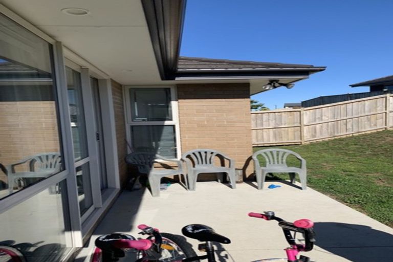 Photo of property in 96 Hillpark Drive, Pokeno, 2402