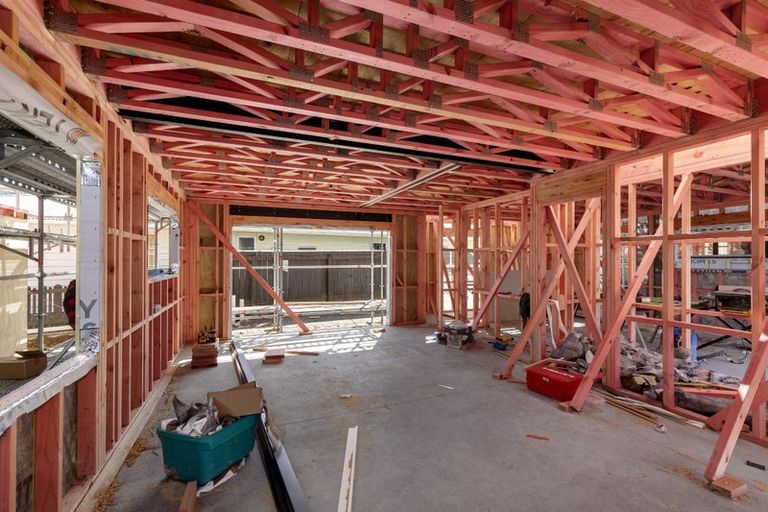 Photo of property in 2 Brentwood Street, Trentham, Upper Hutt, 5018